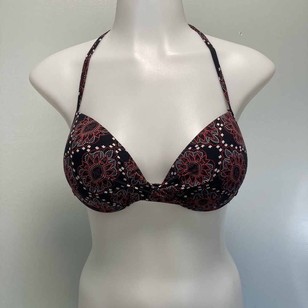 Jennyfer 2 Piece Bikini M. Excellent Condition sexy beach vacation